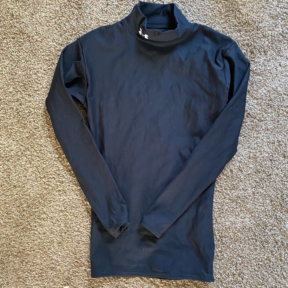Womens size small Under Armour compression shirt
